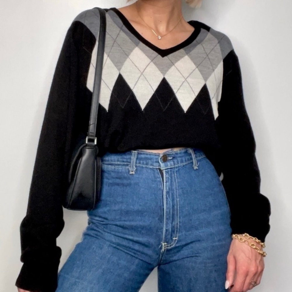 Vintage Black and Gray V-Neck Sweater